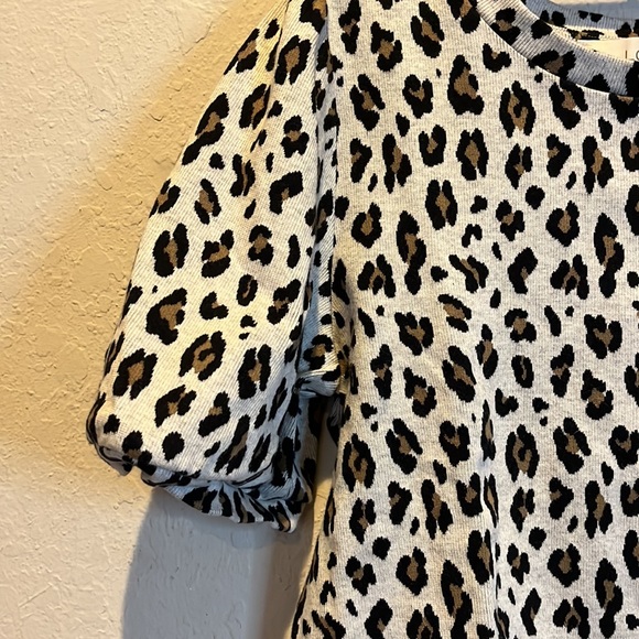 Loft Leopard Poof sleeve Sweater size XS - Picture 4 of 5